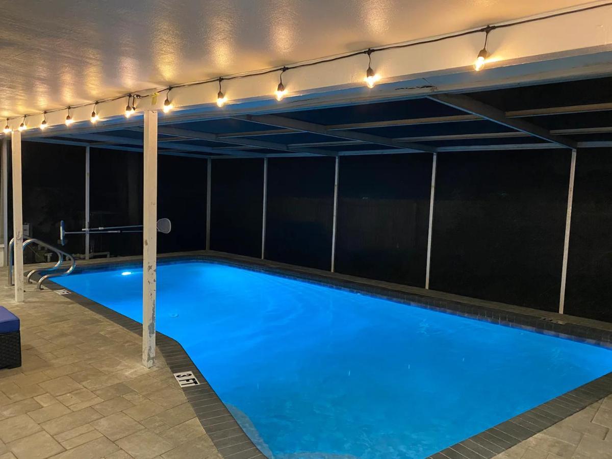 Spacious 5 Bedrooms 3 Bathrooms Family-Friendly Home With Heated Salt Pool Clearwater Kültér fotó