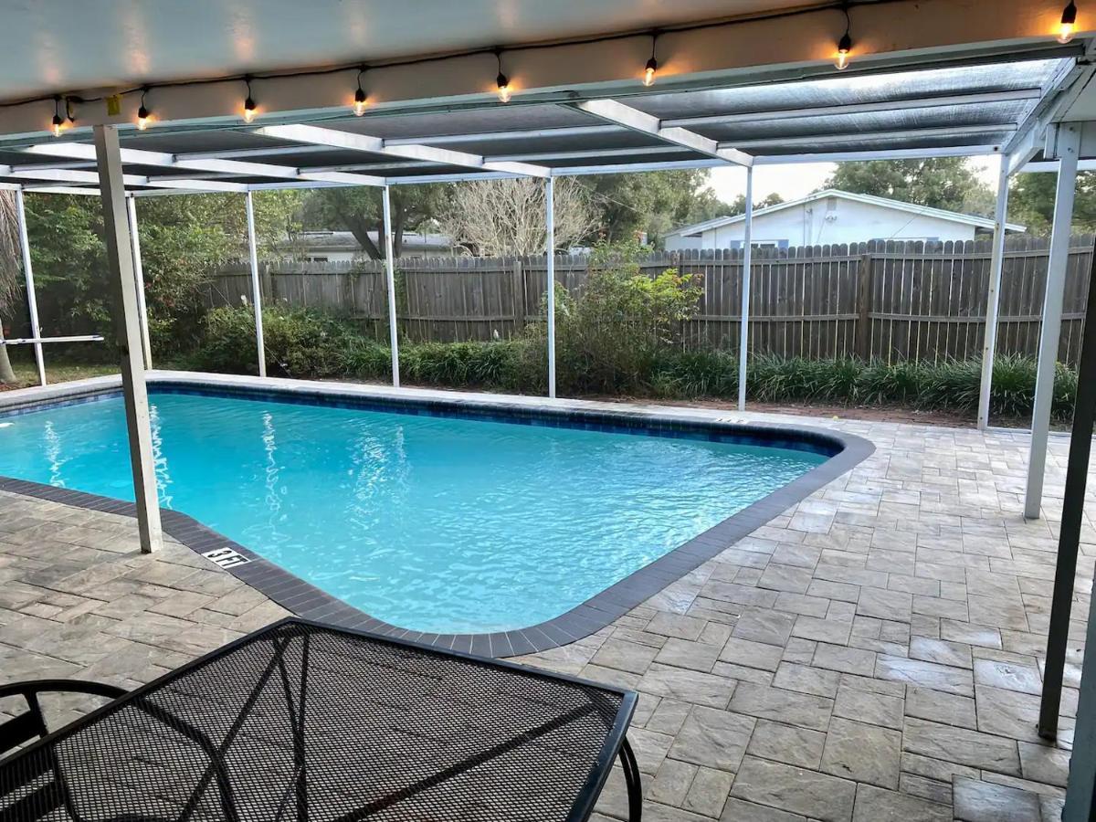 Spacious 5 Bedrooms 3 Bathrooms Family-Friendly Home With Heated Salt Pool Clearwater Kültér fotó